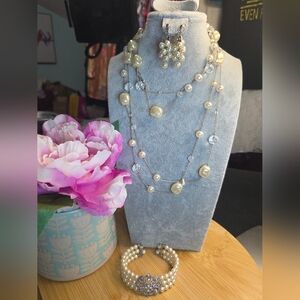 Pearl Jewelry Set